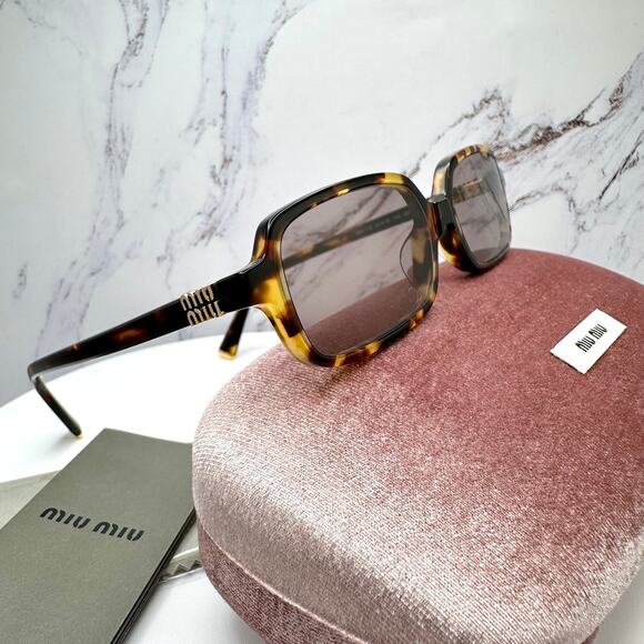 New MIU MIU Sunglasses Brown Square Tortoise Rectangular Gold Logo Authentic - Picture 4 of 16